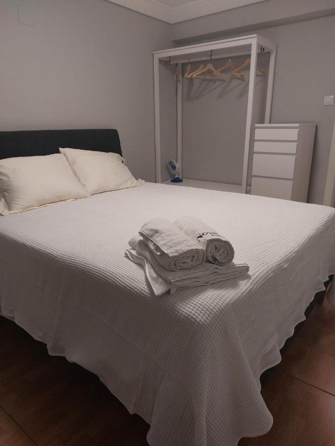 Apartamento Zaragoza Plaza Europa Exterior photo